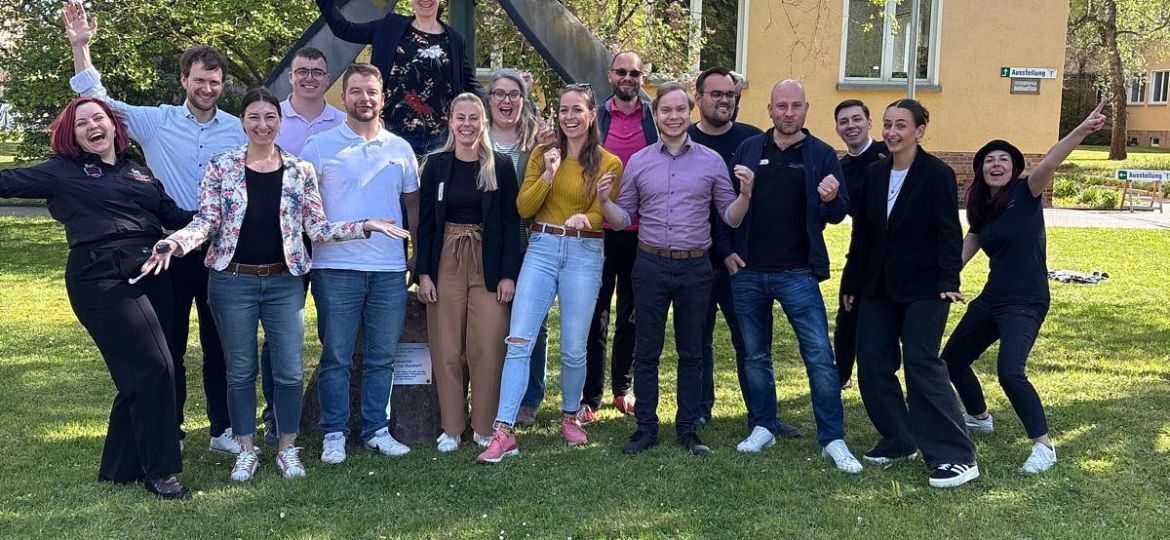 carousel_album-18068202074473531