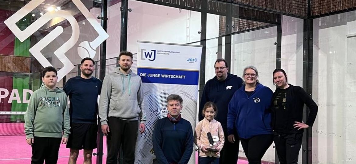 carousel_album-18087606368296269