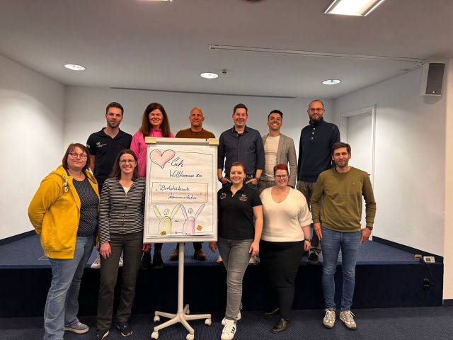 carousel_album-18133100107413024